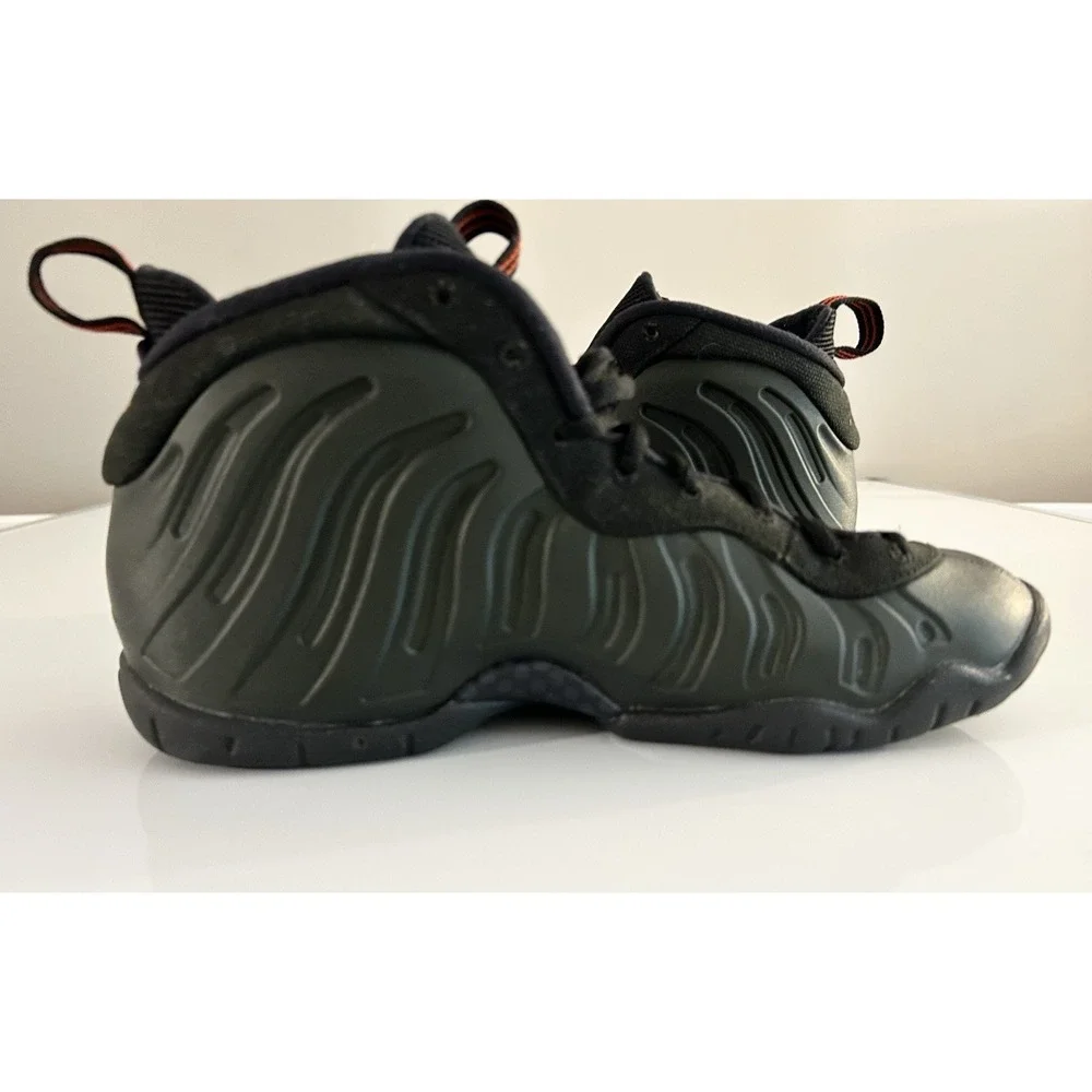 Nike Little Posite Pro PS 'Sequoia' 2018 – Size‎ 7Y | Dark Green Foamposite